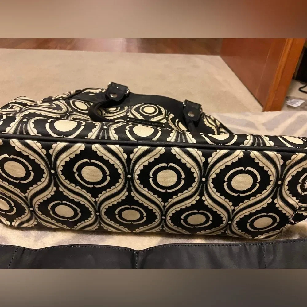 Petunia Pickle Bottom black and white convertible diaper bag - Picture 6 of 8